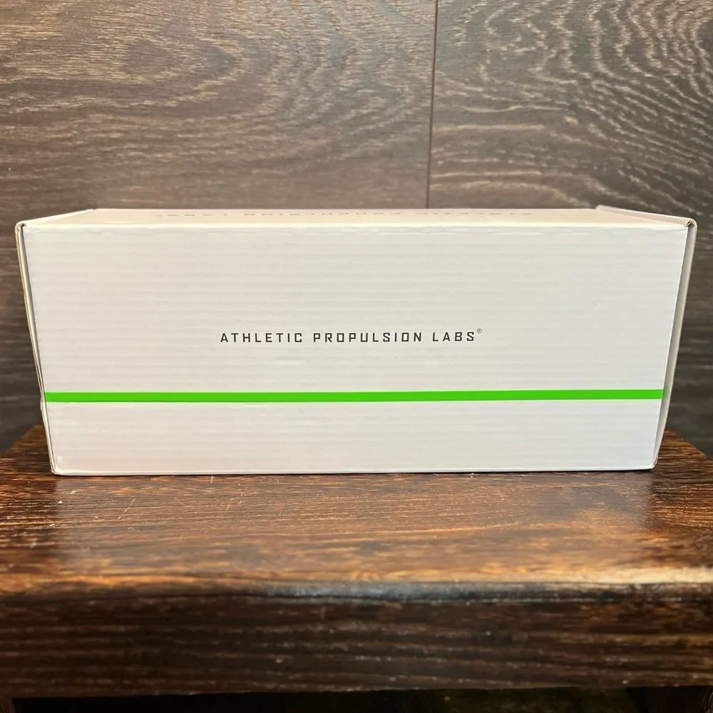 APL Big Logo TechLoom Slides in Mango. Unisex, Men Size 9/Ladies 10.5. NIB!